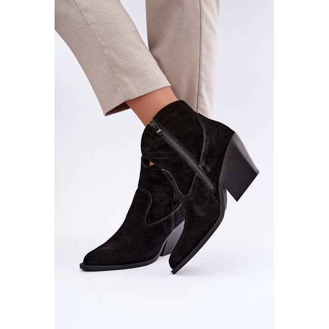  Heel boots model 232350 Step in style 