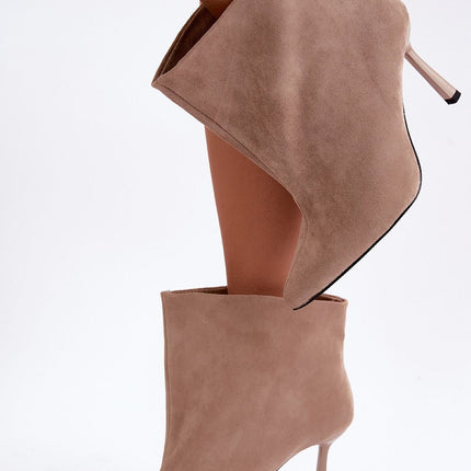  Heel boots model 232456 Step in style 