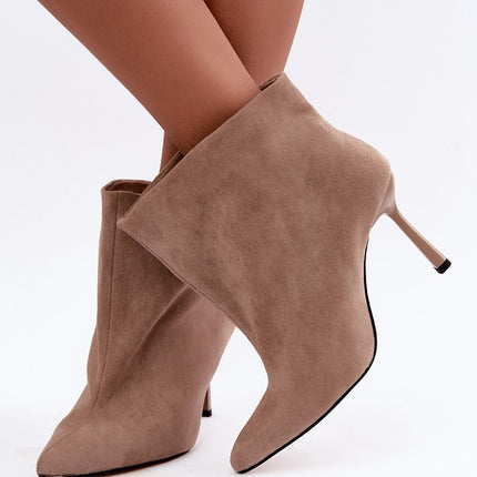  Heel boots model 232456 Step in style 