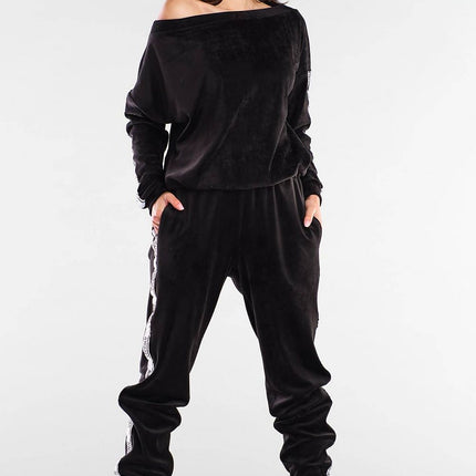  Tracksuit trousers model 154806 awama 