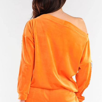  Sweatshirt model 154807 awama 