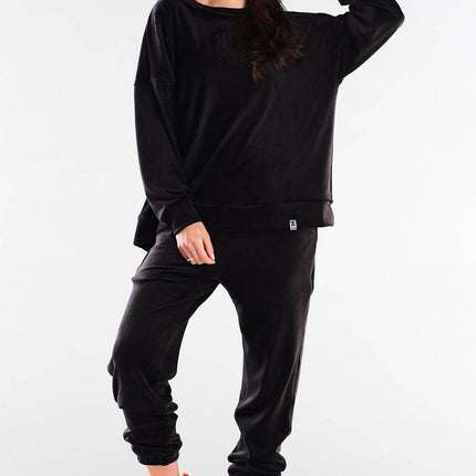  Tracksuit trousers model 155473 awama 