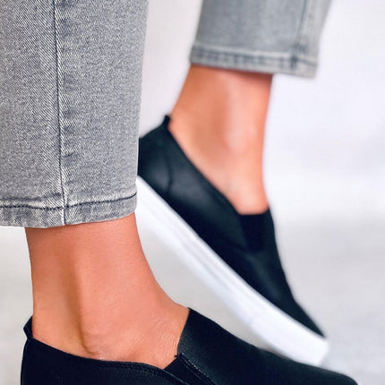  Sneakers model 176032 Inello 