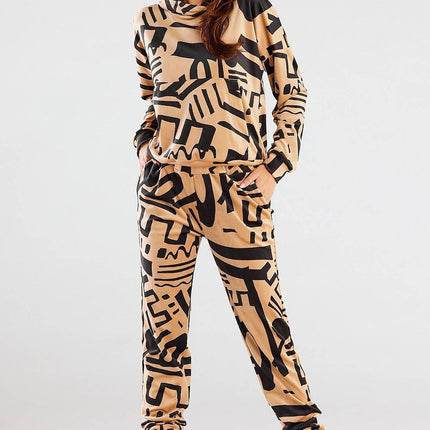  Women trousers model 176863 awama 