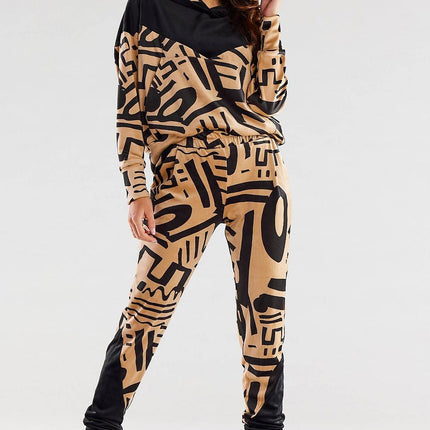  Women trousers model 176867 awama 