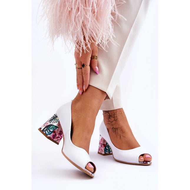 Heel pumps Step in style