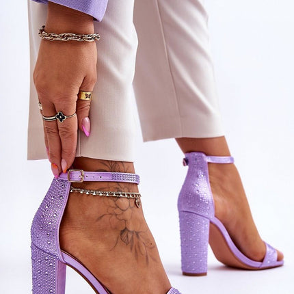 Heel sandals Step in style