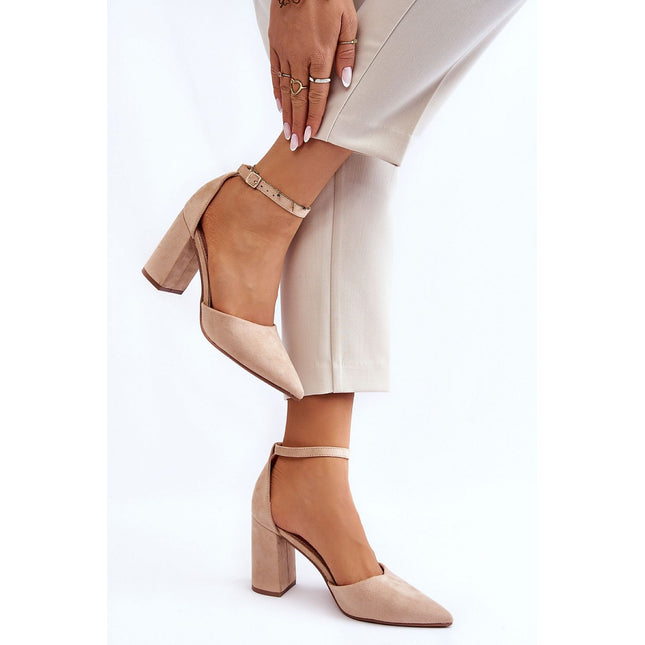Block heel pumps Step in style