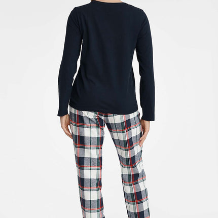 Pyjama Henderson