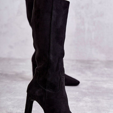 Heel boots Step in style